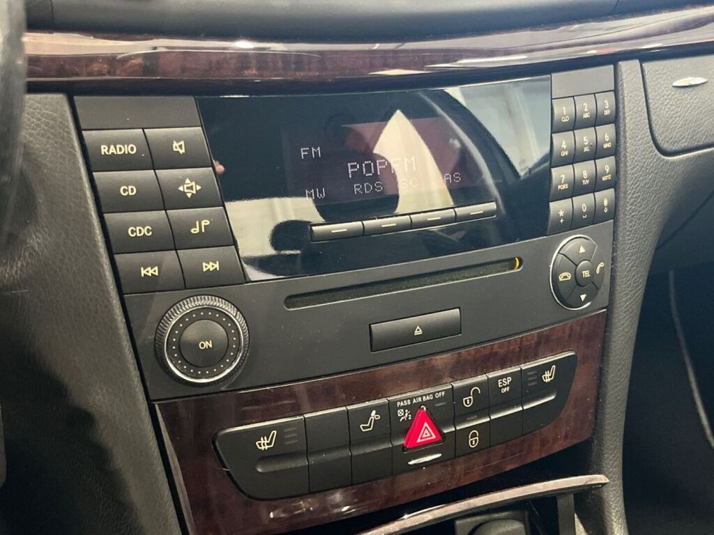 Mercedes-Benz E 2006 Harmaa