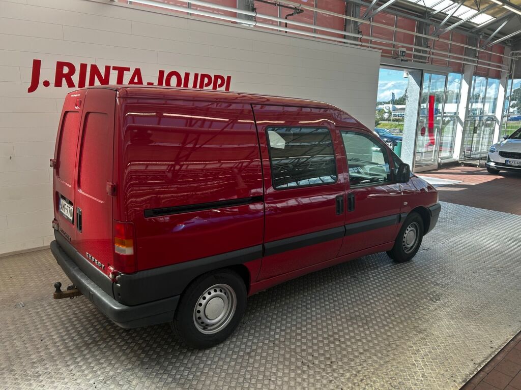 Peugeot Expert 2004 Punainen