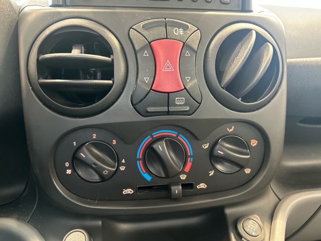 Fiat Doblo 2007 Sininen