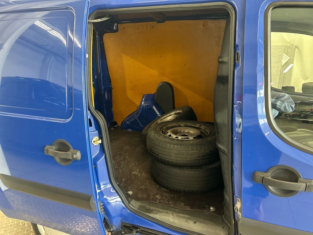 Fiat Doblo 2007 Sininen