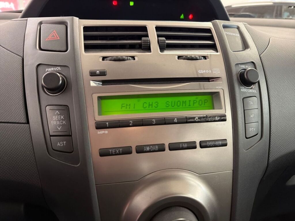 Toyota Yaris 2009 Harmaa