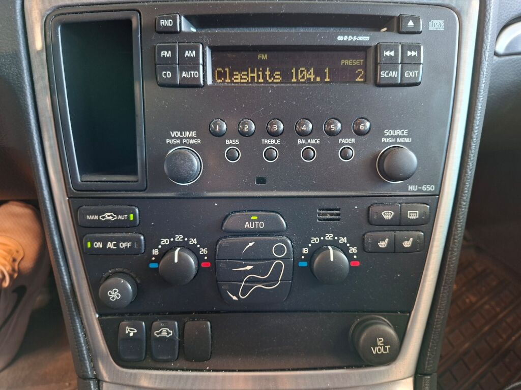 Volvo V70 2007 Harmaa