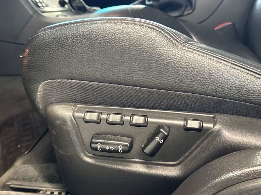 Volvo V70 2007 Harmaa