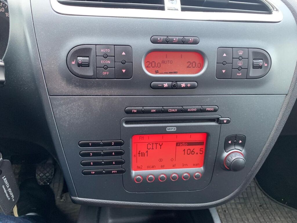 Seat Leon 2008 Keltainen