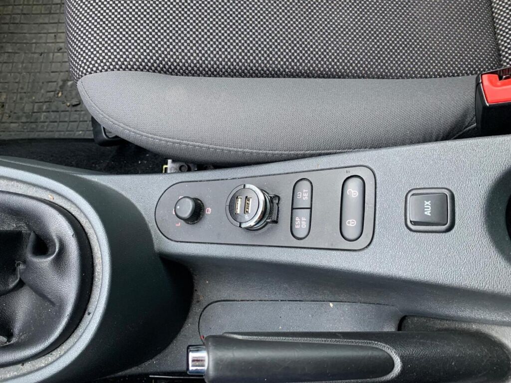 Seat Leon 2008 Keltainen