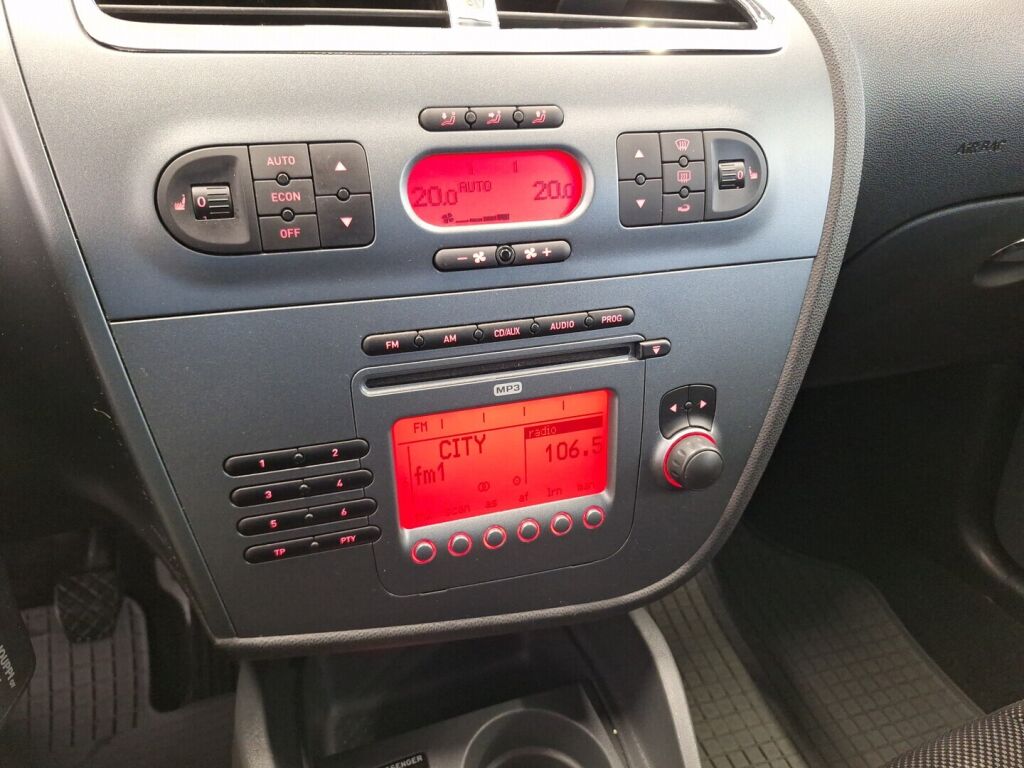 Seat Leon 2008 Keltainen