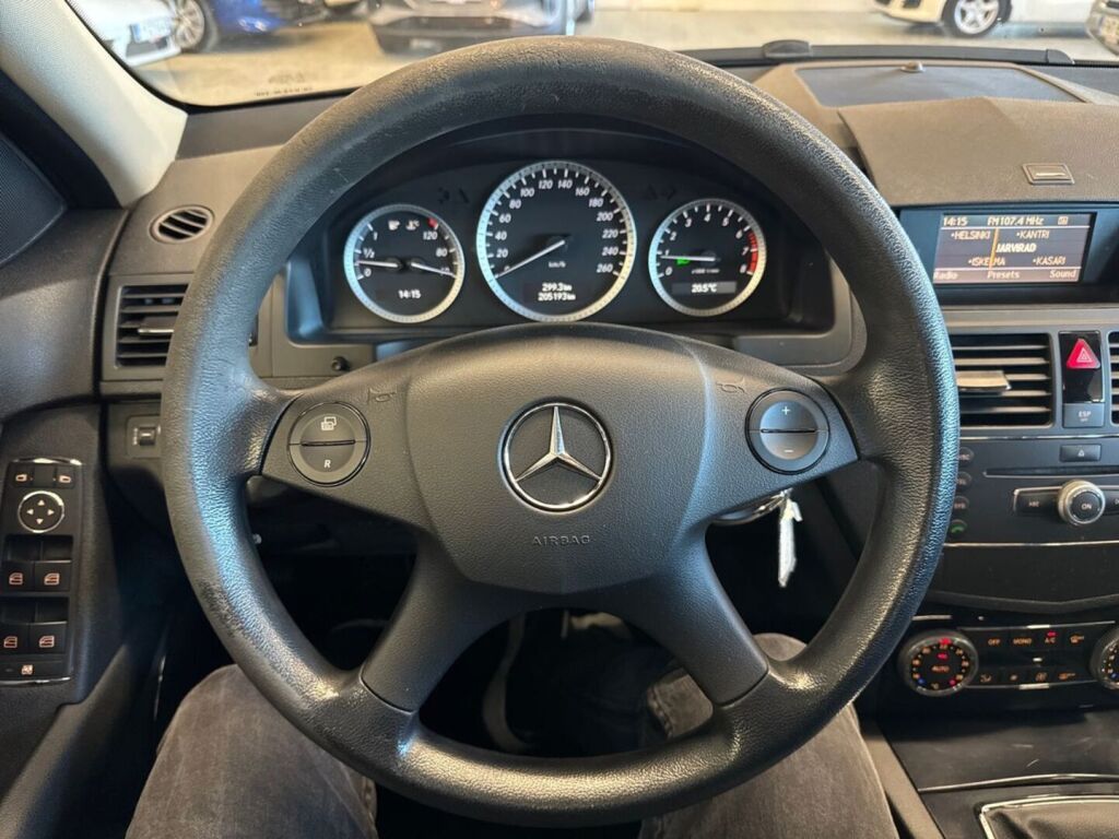 Mercedes-Benz C 2009 Ruskea (beige)