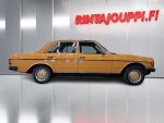 Mercedes-Benz 250 1979 Ruskea (beige)