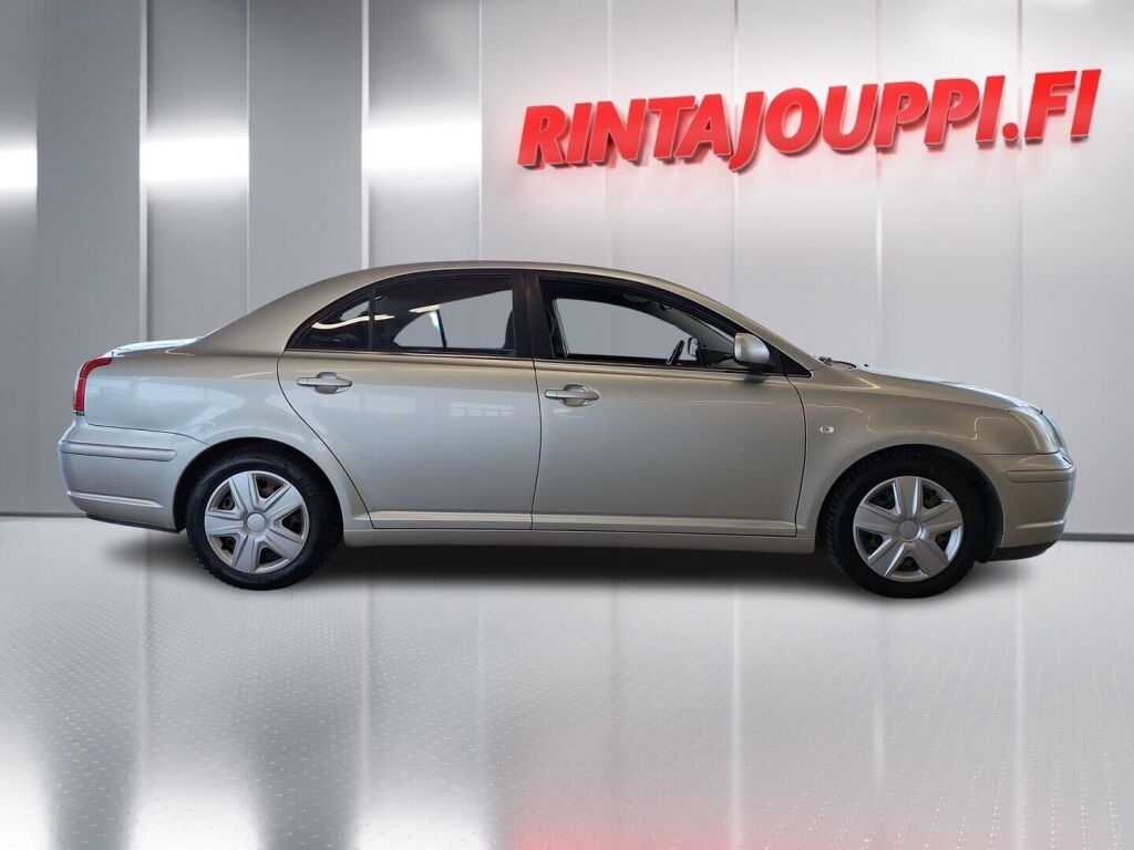 Toyota Avensis 2006 Hopea