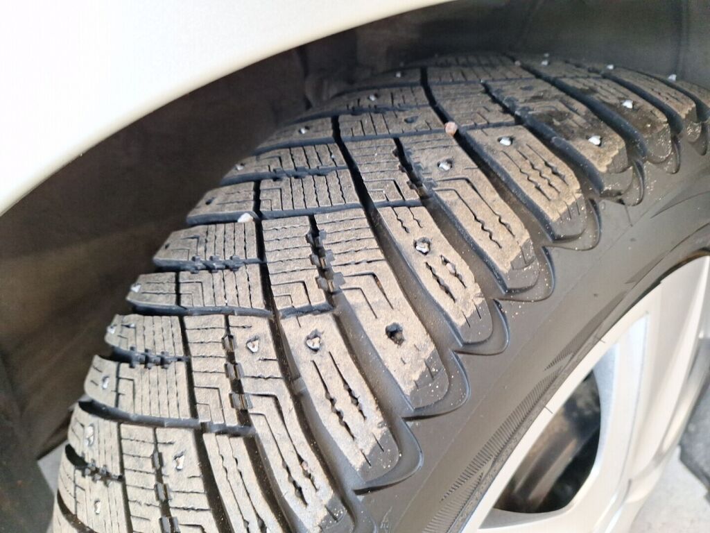 Toyota Avensis 2006 Hopea