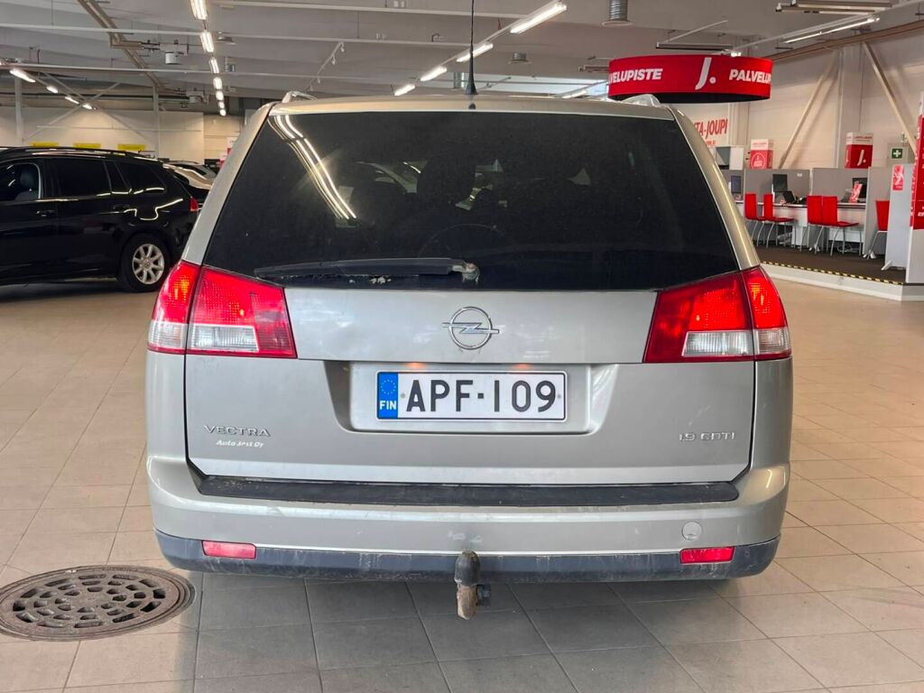 Opel Vectra 2004 Harmaa