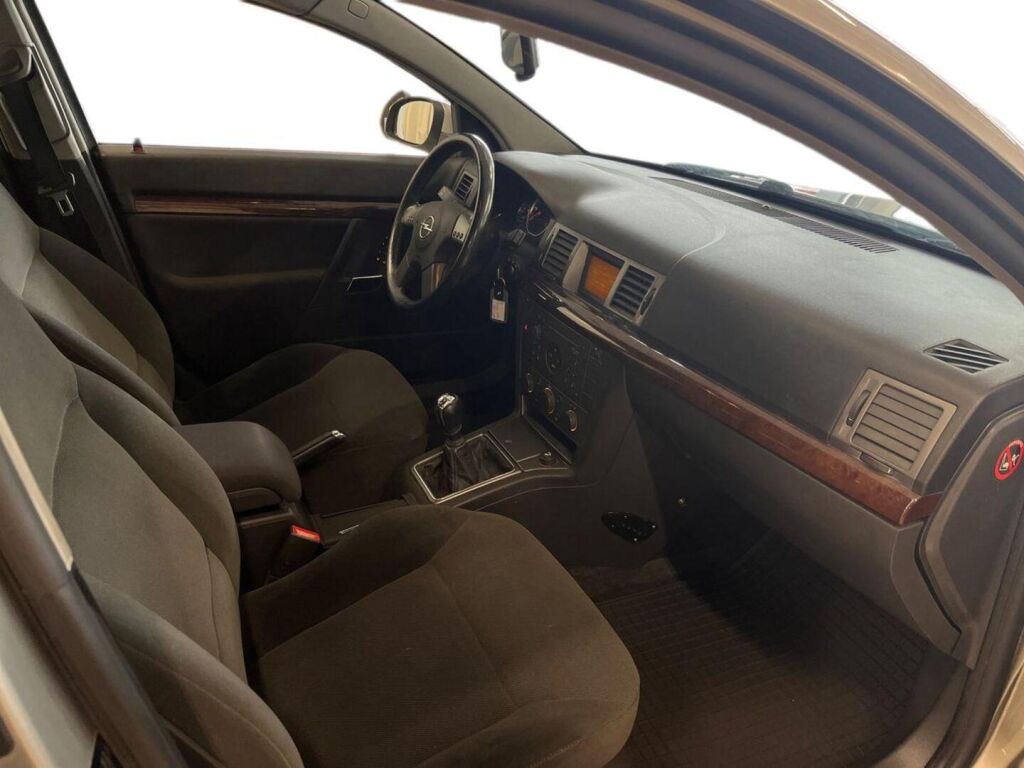 Opel Vectra 2004 Harmaa
