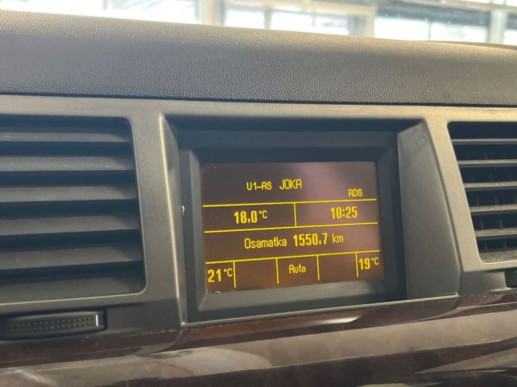Opel Vectra 2004 Harmaa