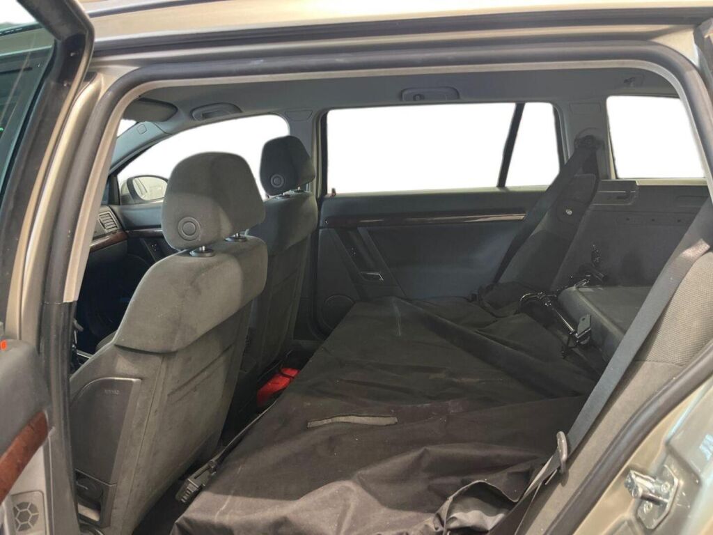 Opel Vectra 2004 Harmaa