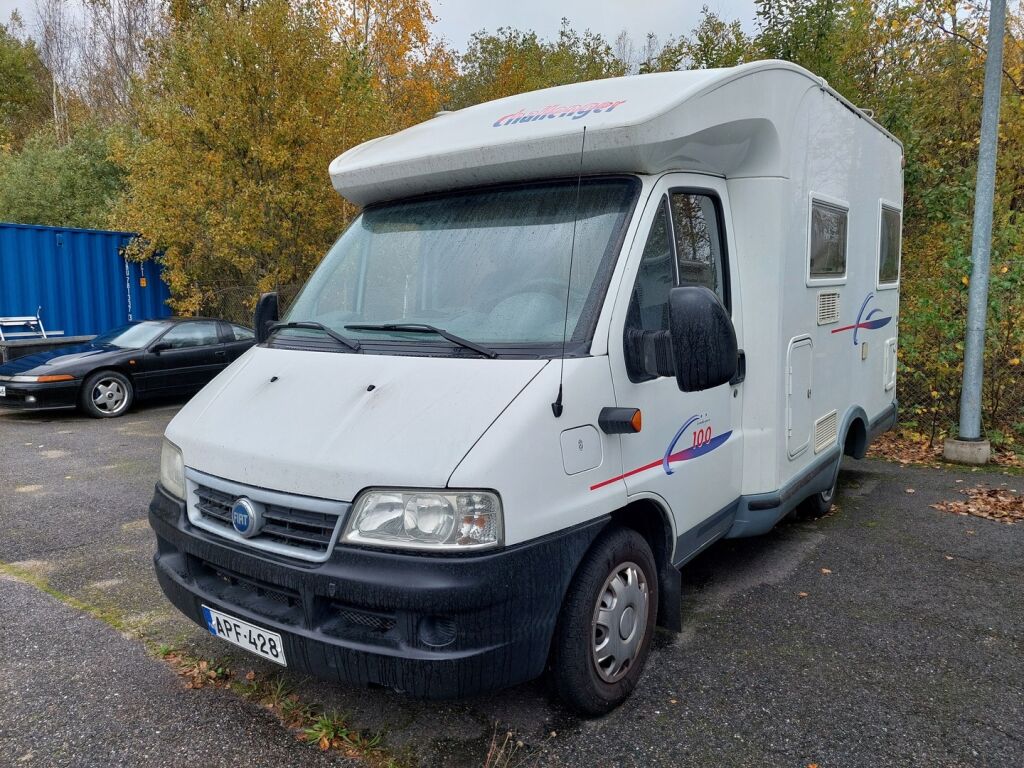 Challenger 100 2004 Valkoinen