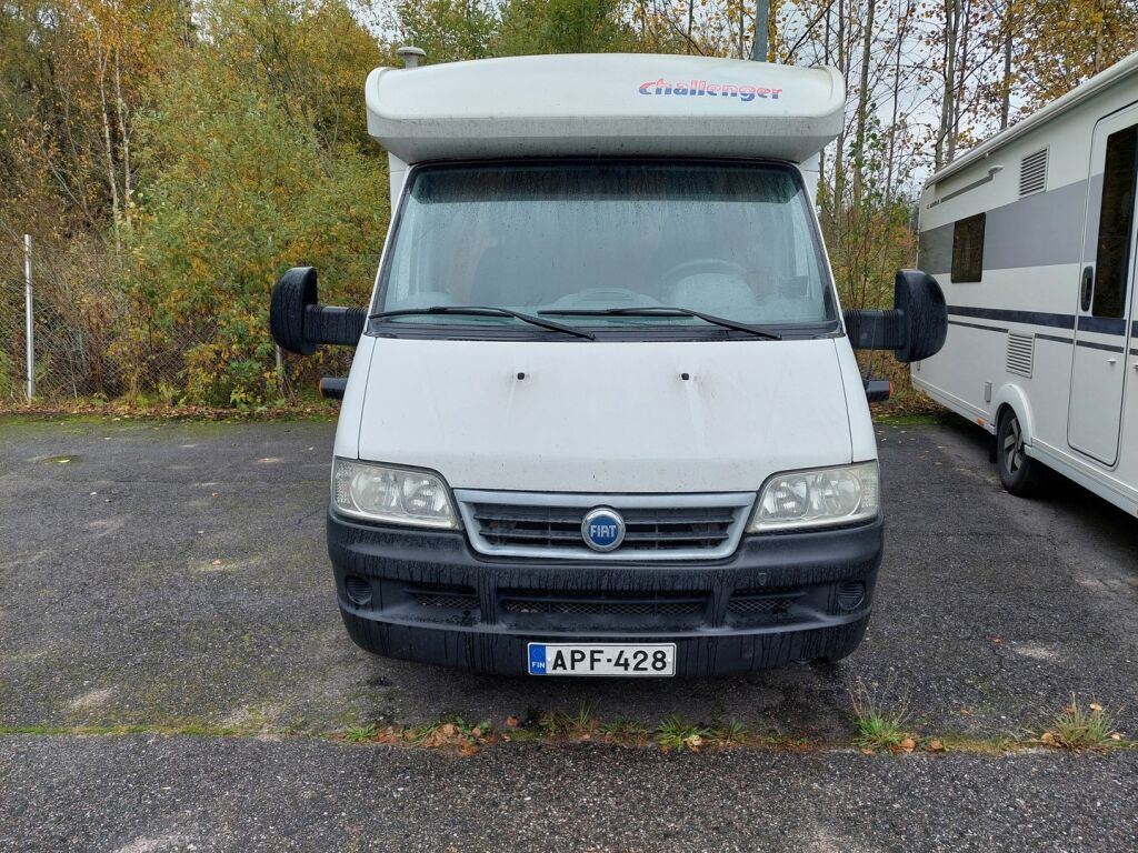 Challenger 100 2004 Valkoinen