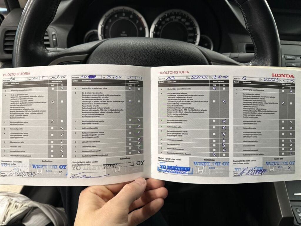 Honda Accord 2009 Musta