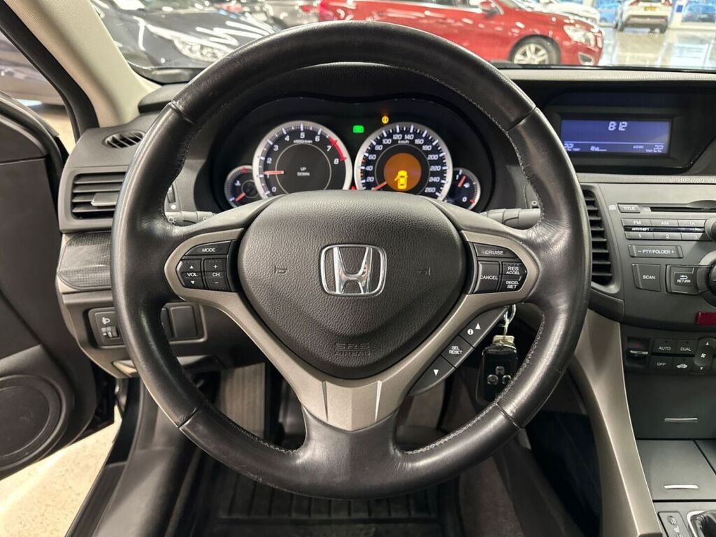 Honda Accord 2009 Musta