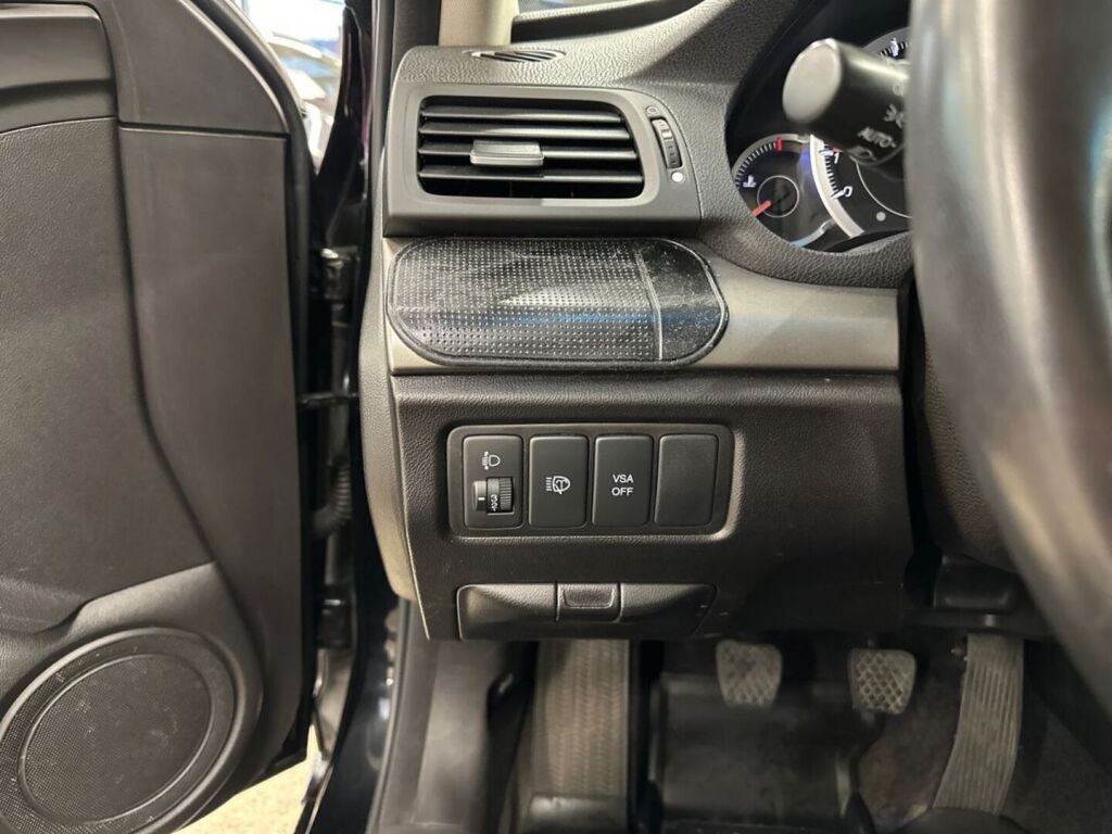Honda Accord 2009 Musta