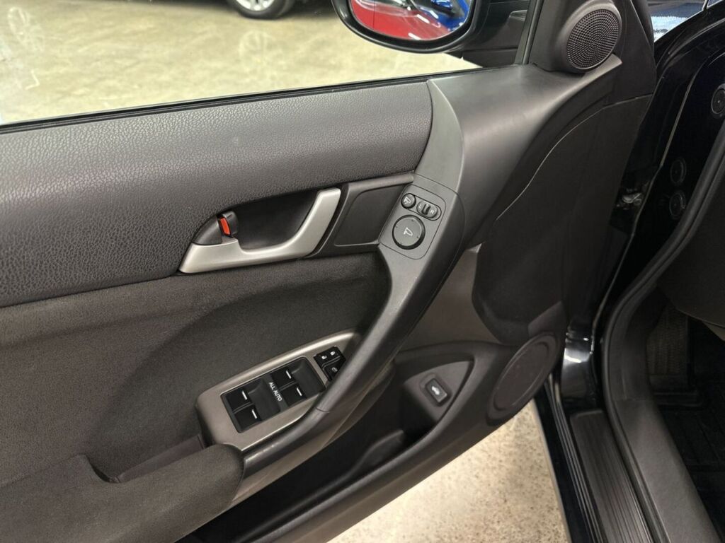 Honda Accord 2009 Musta