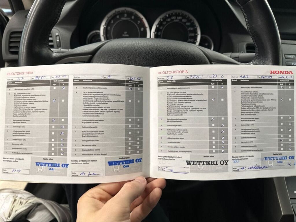 Honda Accord 2009 Musta