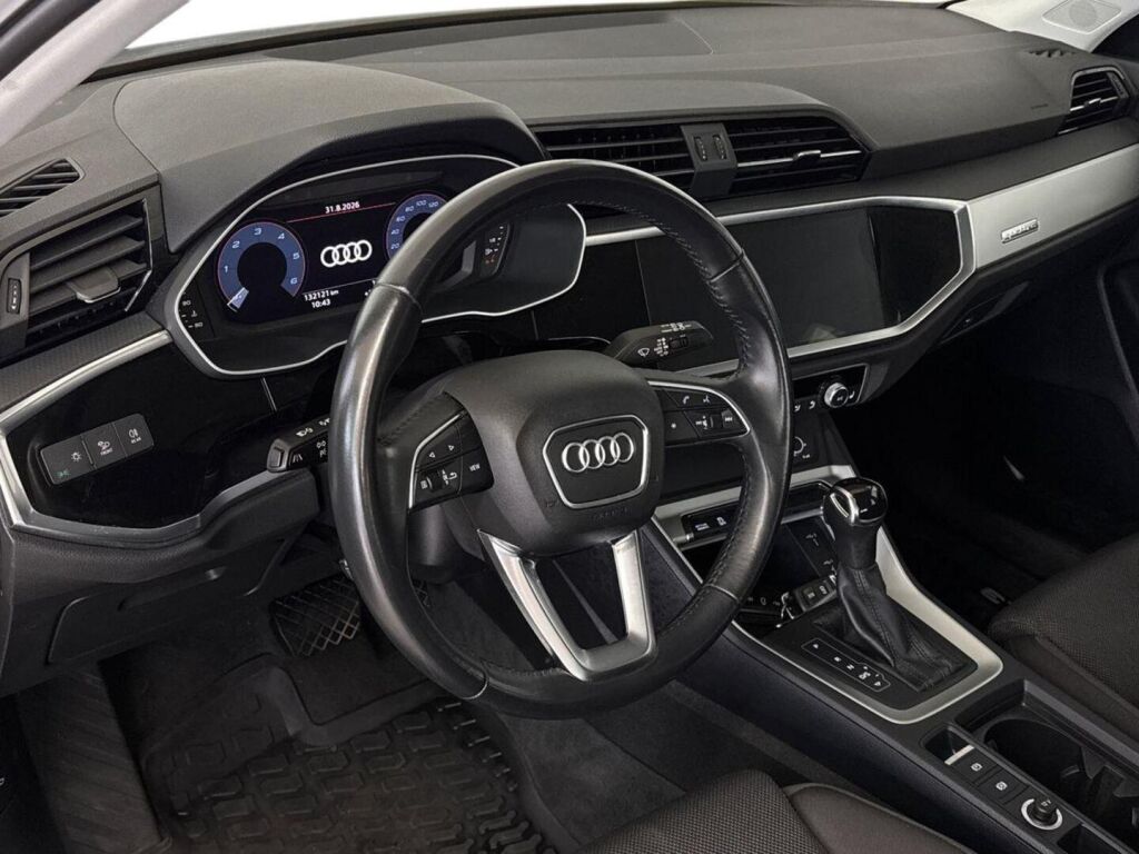 Audi Q3 2020 Valkoinen