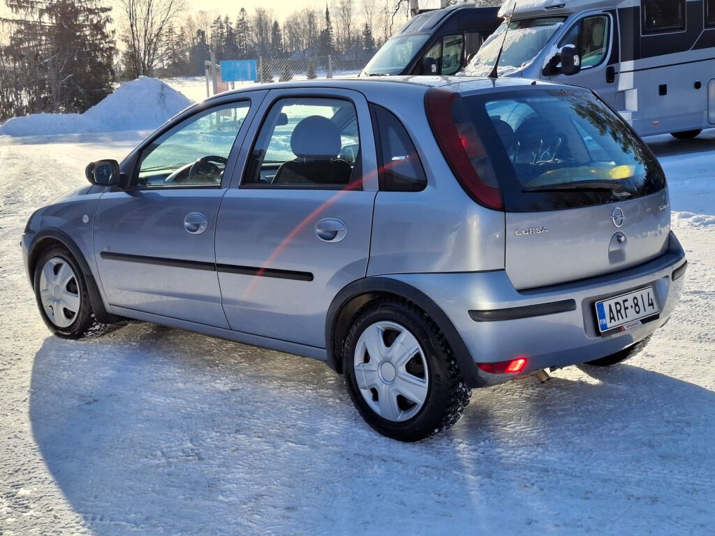 Opel Corsa 2005 Hopea