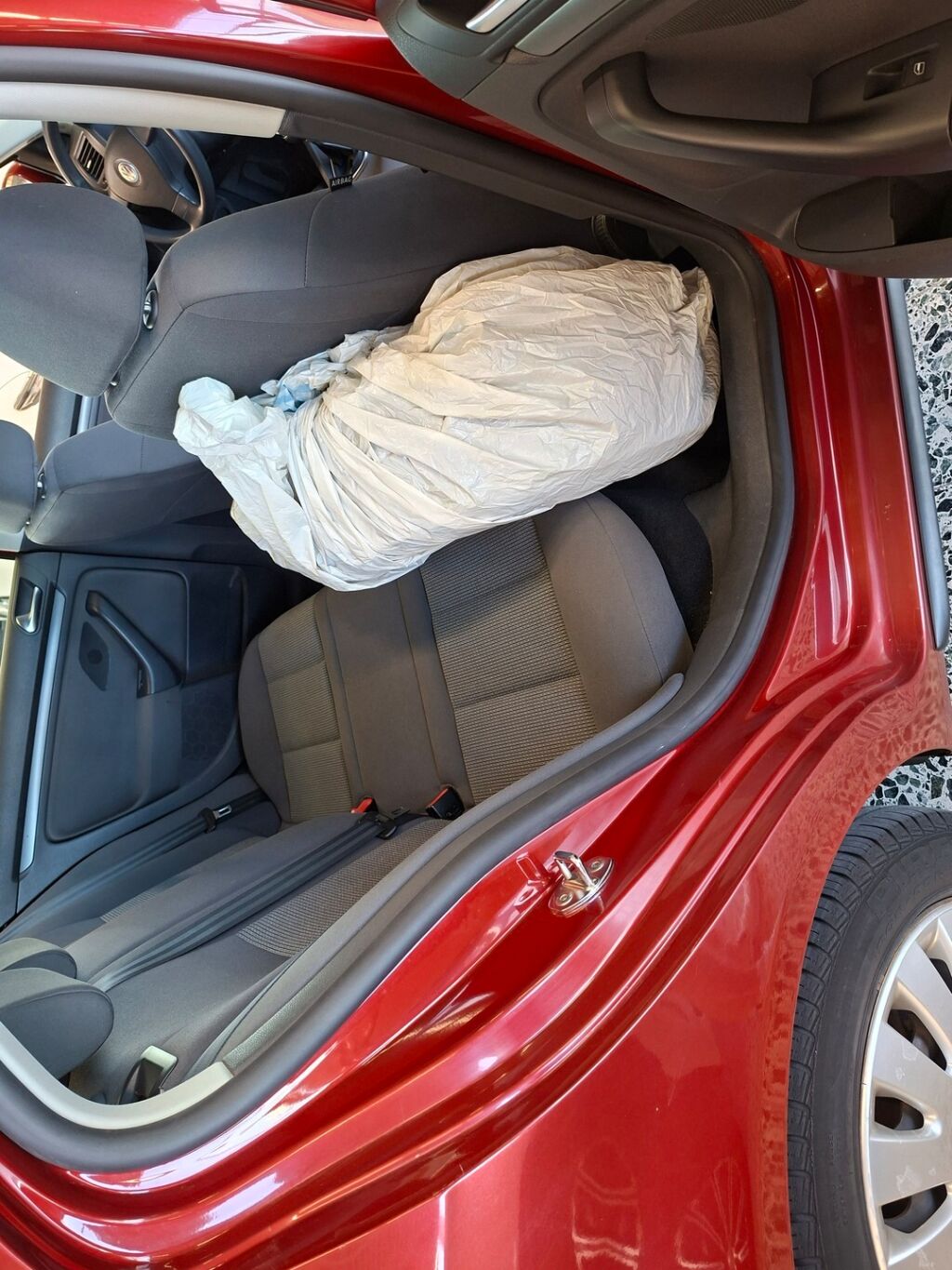 Volkswagen Jetta 2009 Punainen