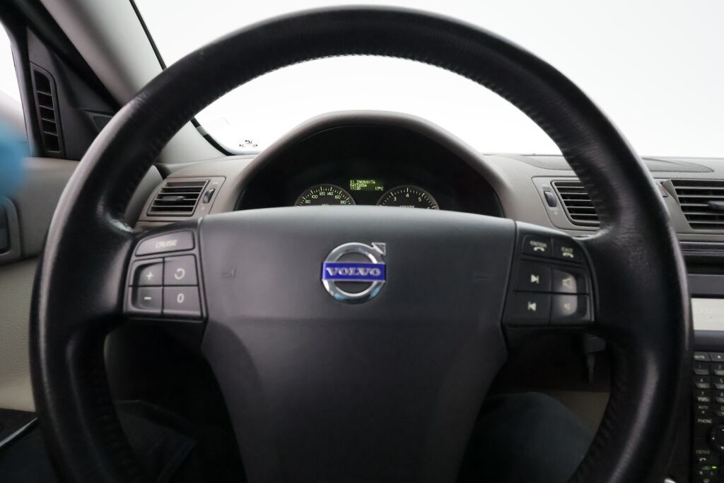 Volvo V50 2004 Harmaa