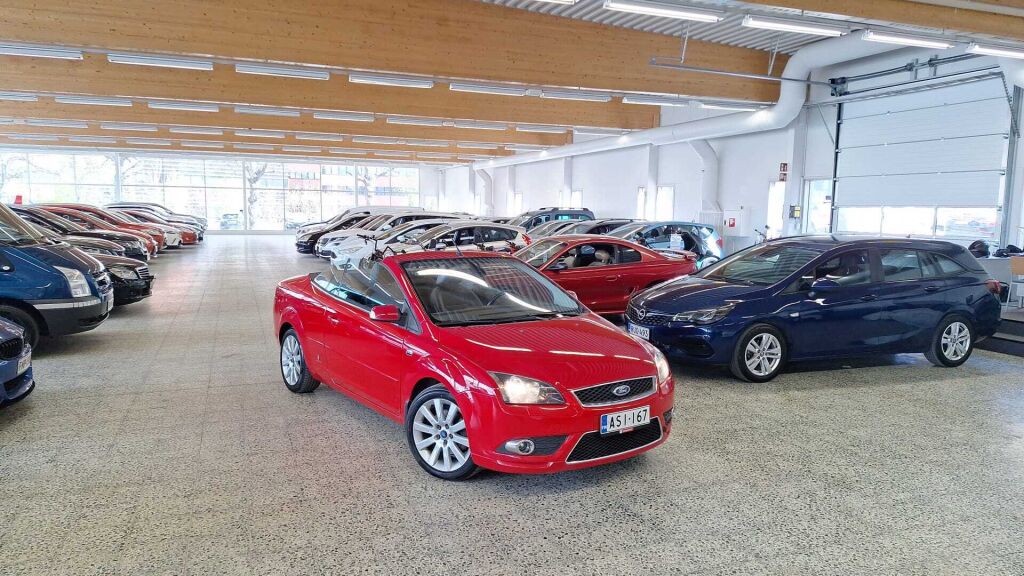 Ford Focus 2007 Punainen