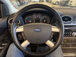 Ford Focus 2007 Punainen