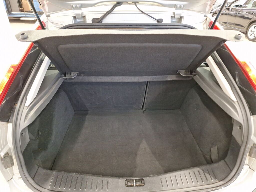 Ford Focus 2007 Harmaa