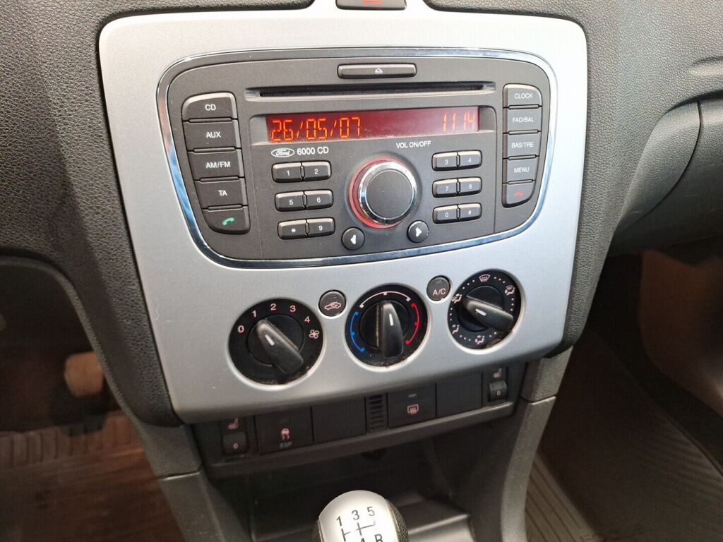 Ford Focus 2007 Harmaa