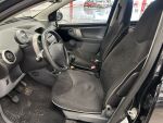 Peugeot 107 2009 Musta