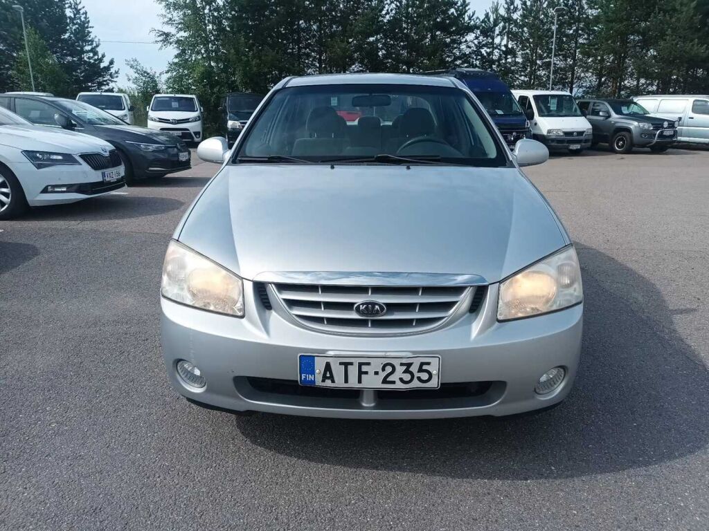 Kia Cerato 2005 Harmaa