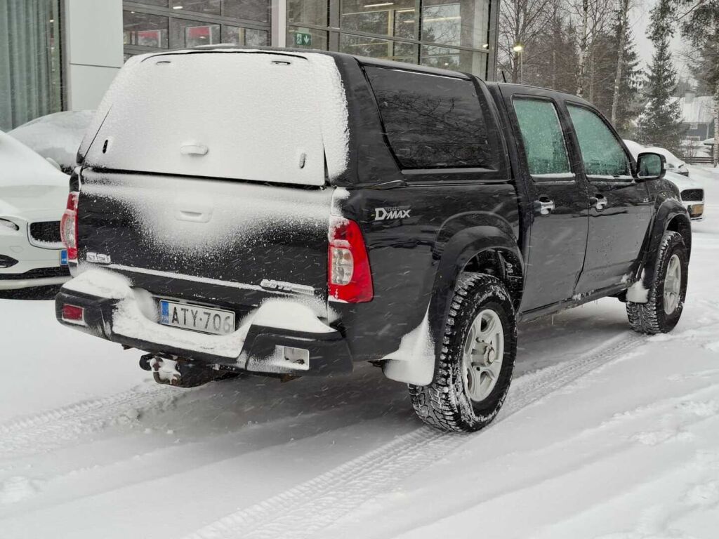 Isuzu D-Max 2009 Musta
