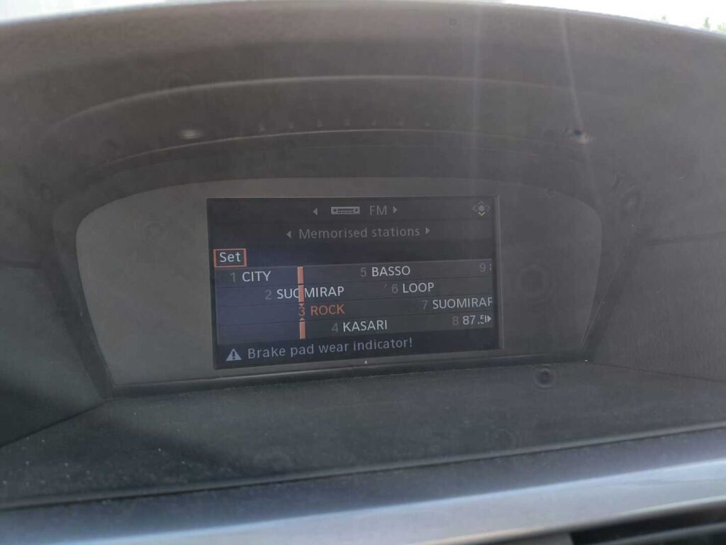 BMW 520 2009 Musta