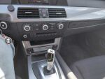 BMW 520 2009 Musta