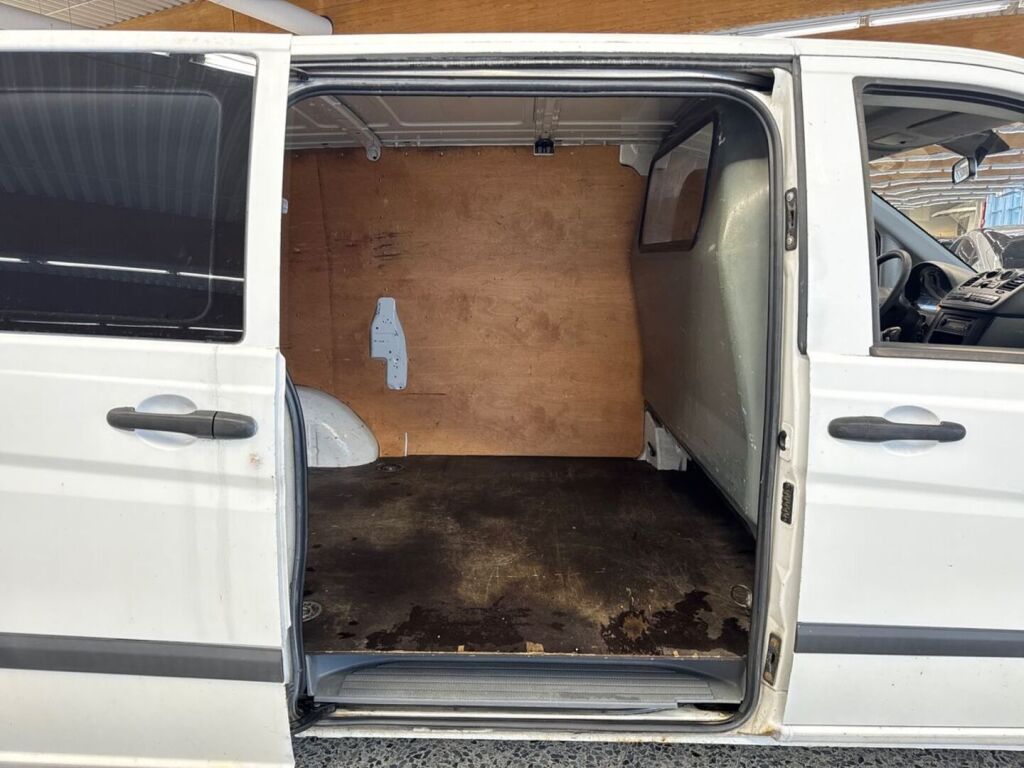 Mercedes-Benz Vito 2006 Valkoinen