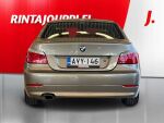 BMW 520 2009 Ruskea (beige)