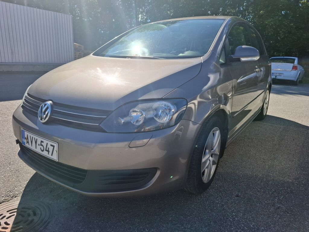 Volkswagen Golf Plus 2009 Ruskea (beige)