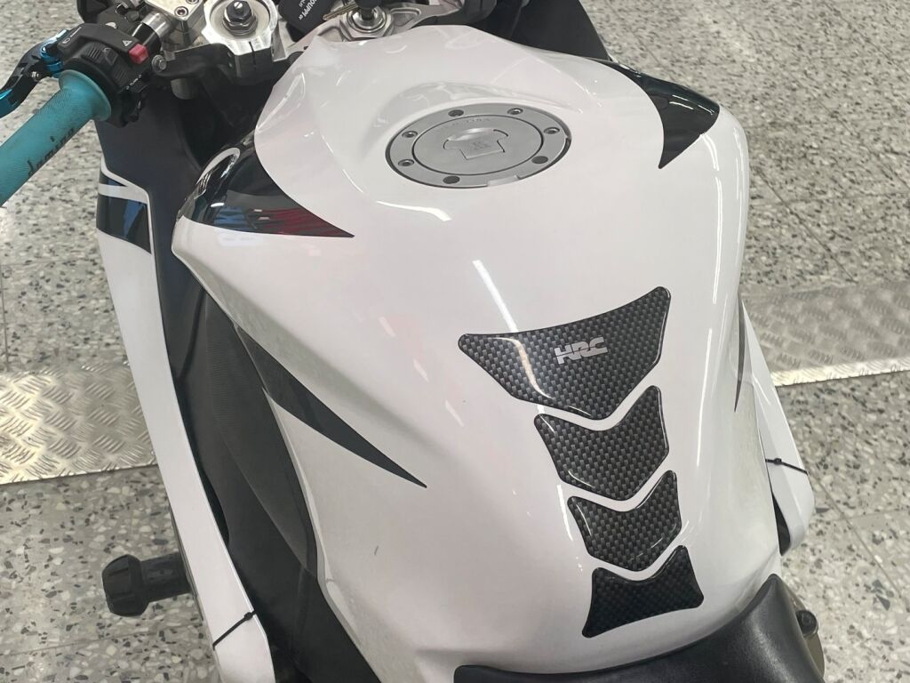 Honda CBR 2009 HT O 65