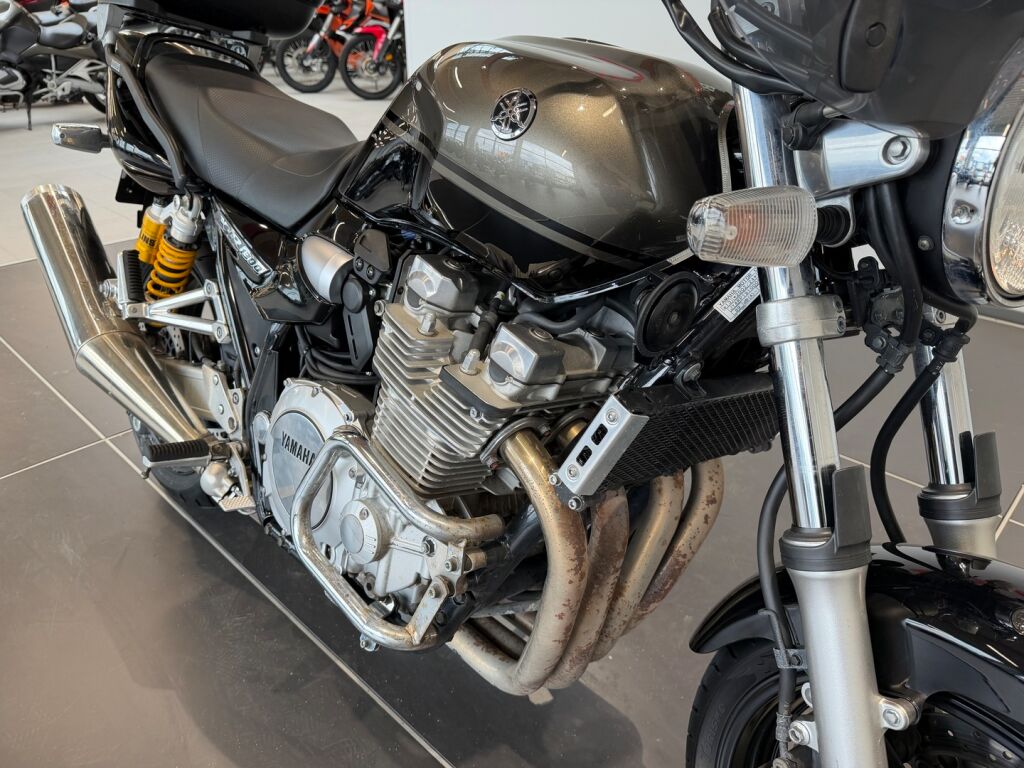 Yamaha XJR 2008 