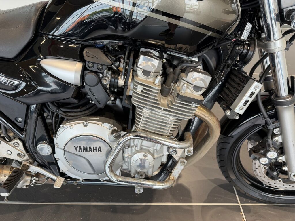 Yamaha XJR 2008 