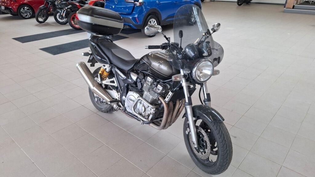 Yamaha XJR 2008 