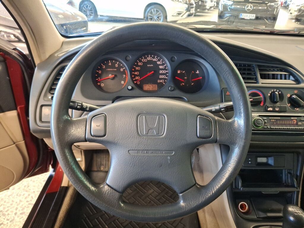 Honda Accord 2000 Punainen