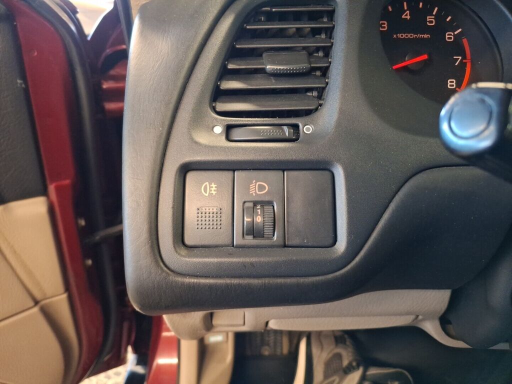 Honda Accord 2000 Punainen