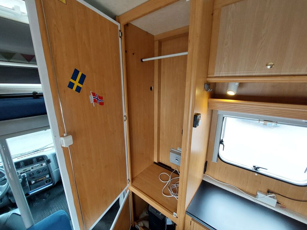 Dethleffs A5250 1997 Valkoinen