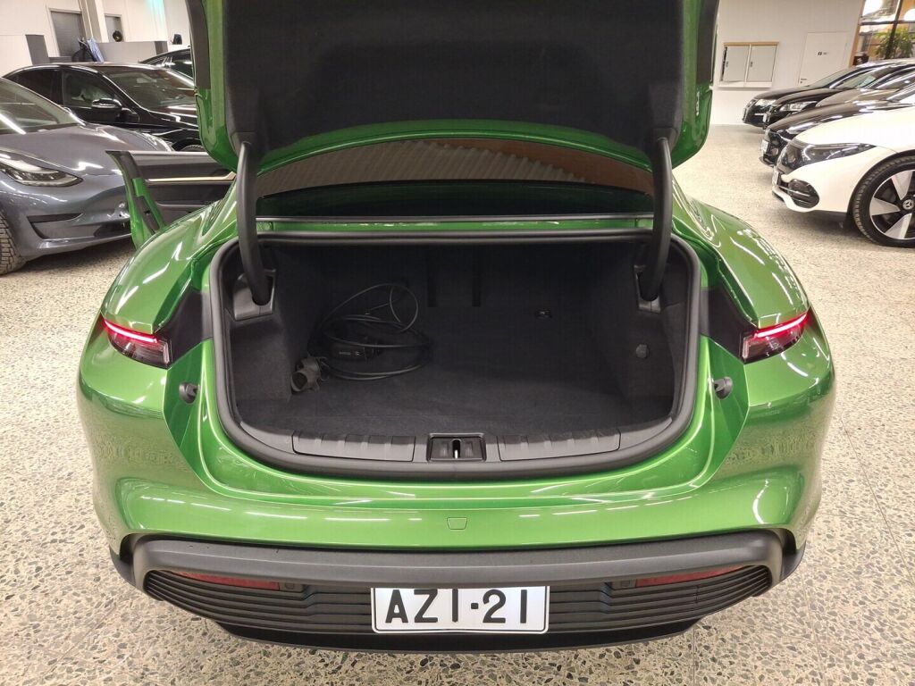Porsche Taycan 2021 Vihreä