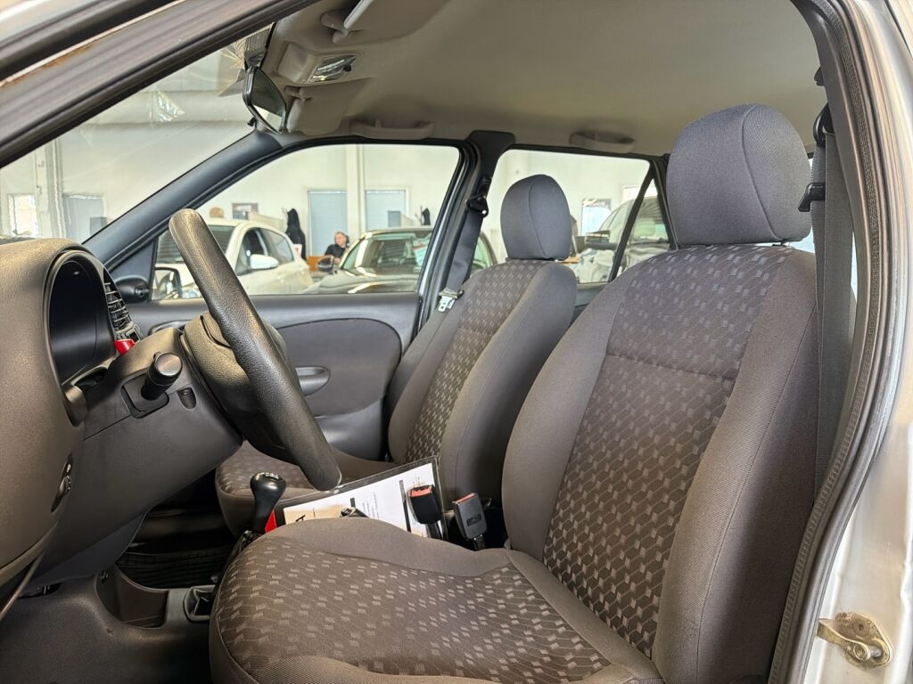 Ford Fiesta 2002 Harmaa